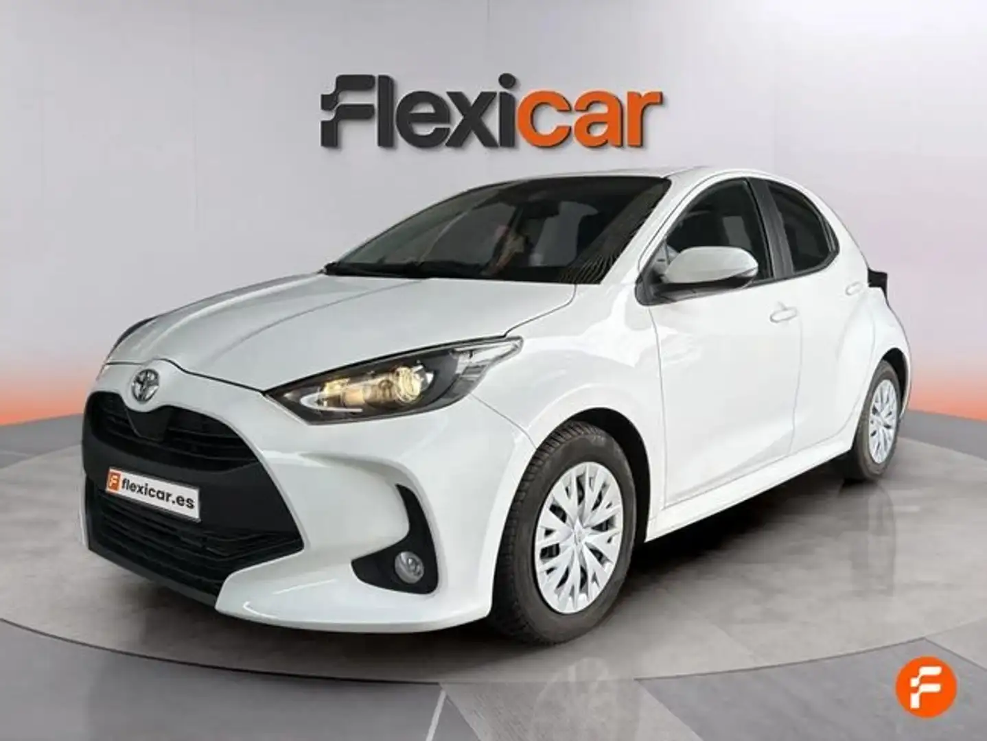Toyota Yaris 1.0 Active Blanco - 2