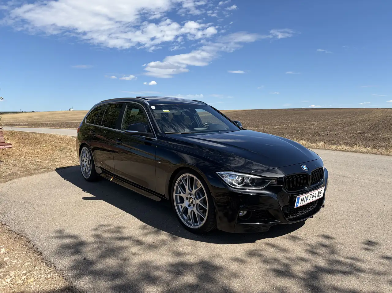 BMW 330