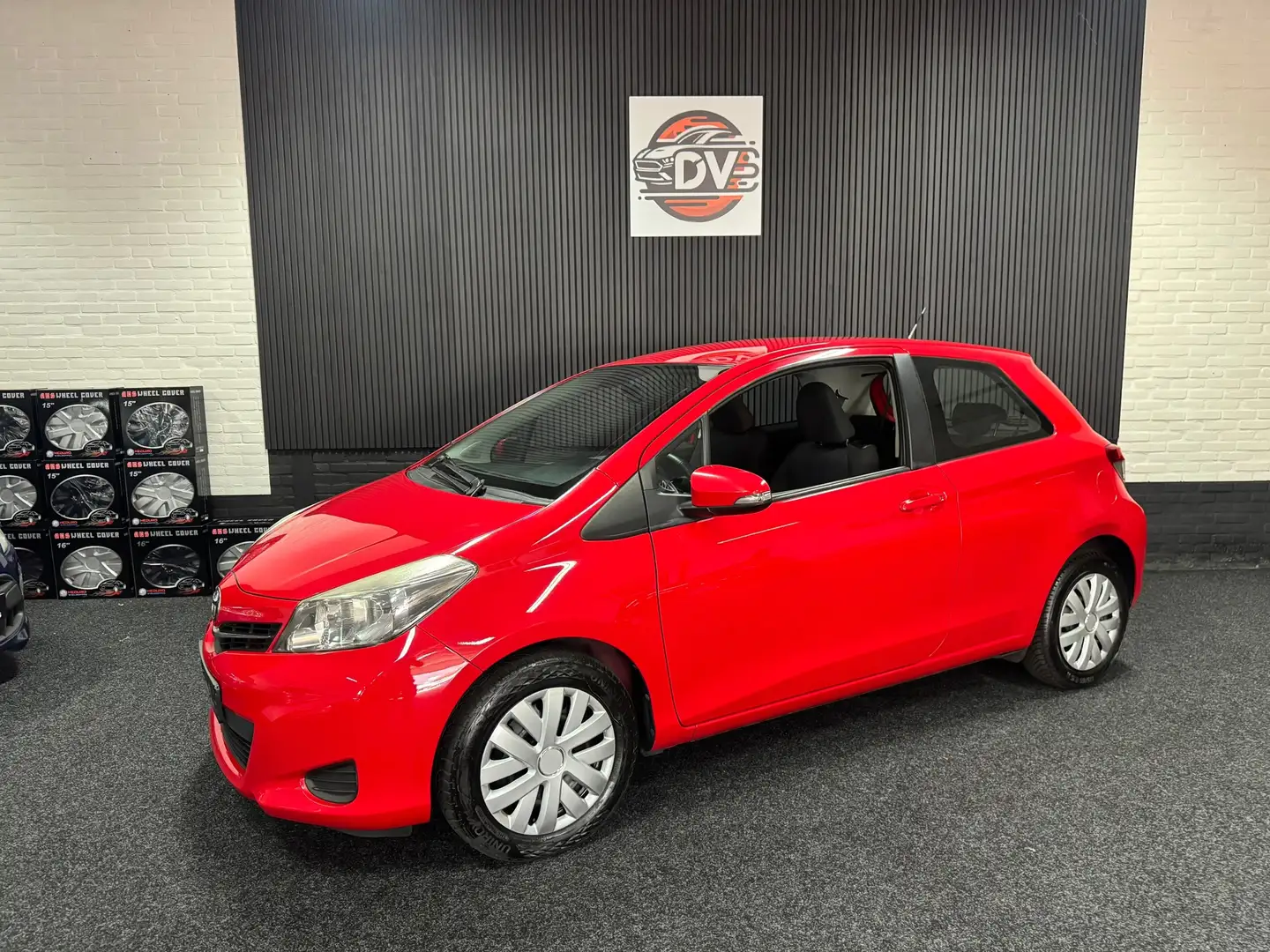 Toyota Yaris 1.0 VVT-i Comfort, AIRCO, ELEK PAKKET, CAMERA, NW Rot - 1