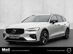 Volvo V60 Kombi R Design B4 Benzin EU6d StandHZG El. Panodac