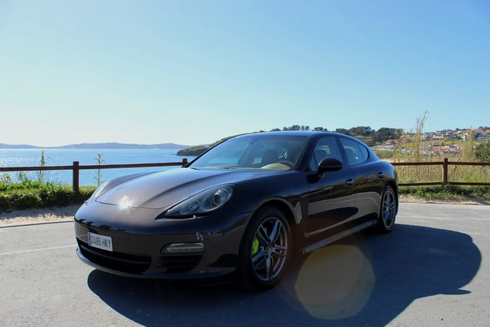 Porsche Panamera Diesel Aut. Marrón - 1