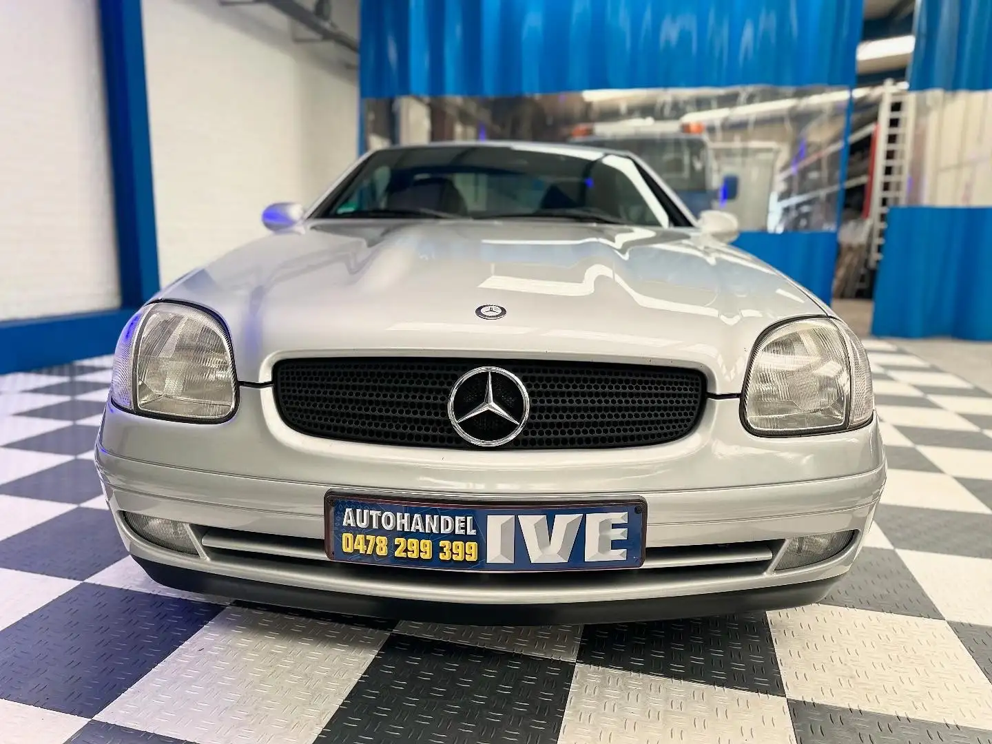 Mercedes-Benz SLK 200 **Uitzonderlijk goede staat** Zilver - 2