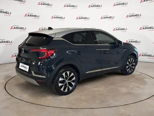 Renault Captur view 4