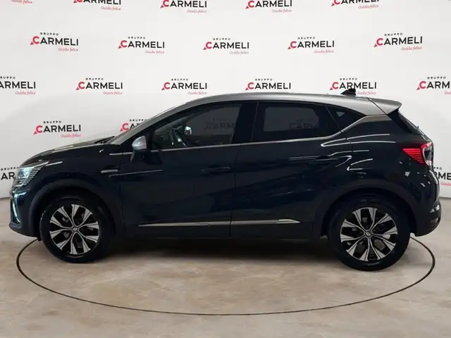 Renault Captur view 2