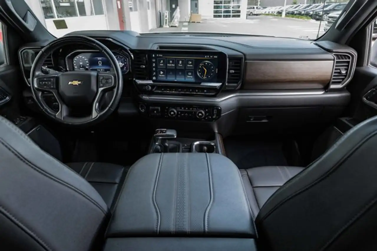 Chevrolet Silverado 1500 снимка Chevrolet Silverado 1500