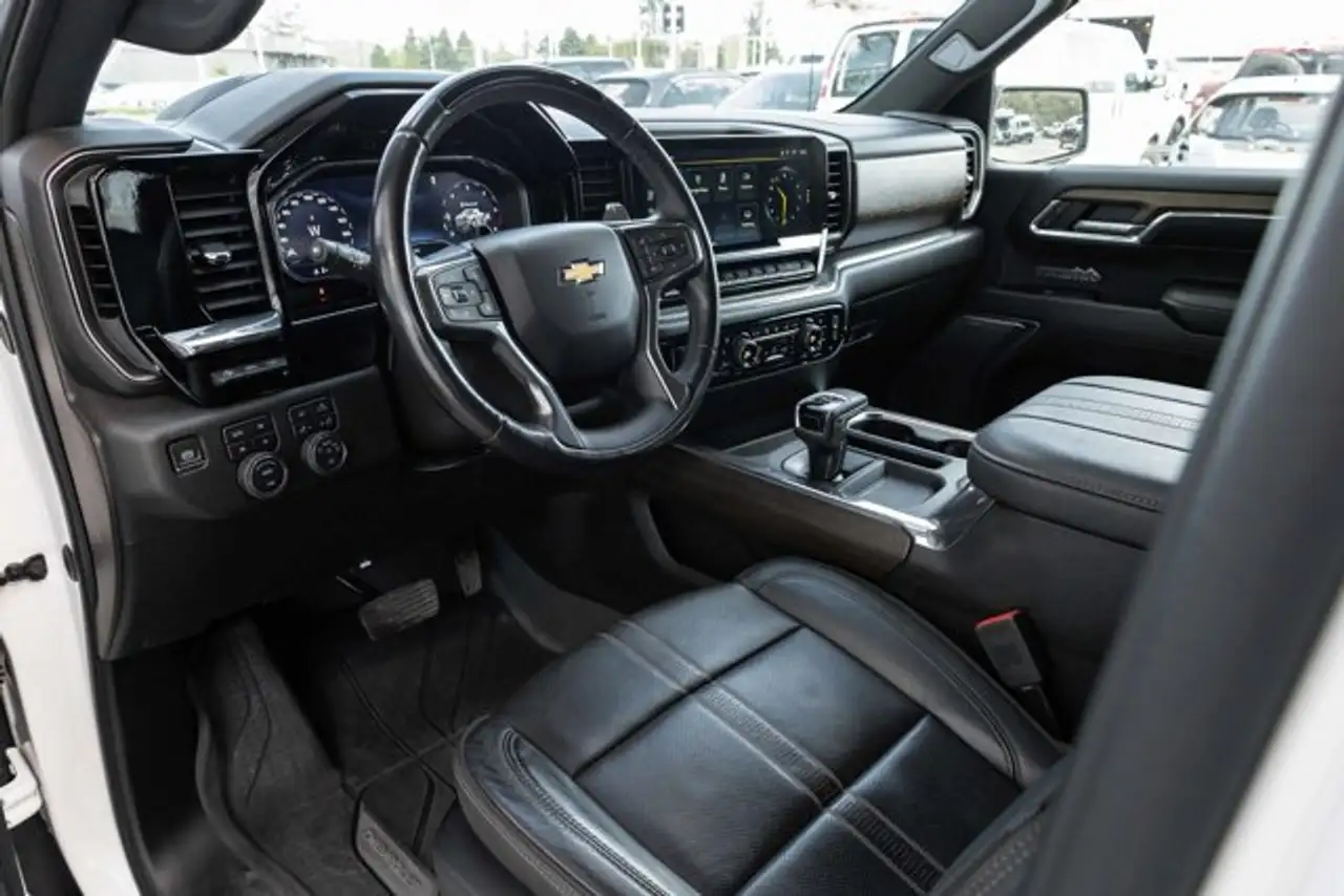 Chevrolet Silverado 1500 снимка Chevrolet Silverado 1500