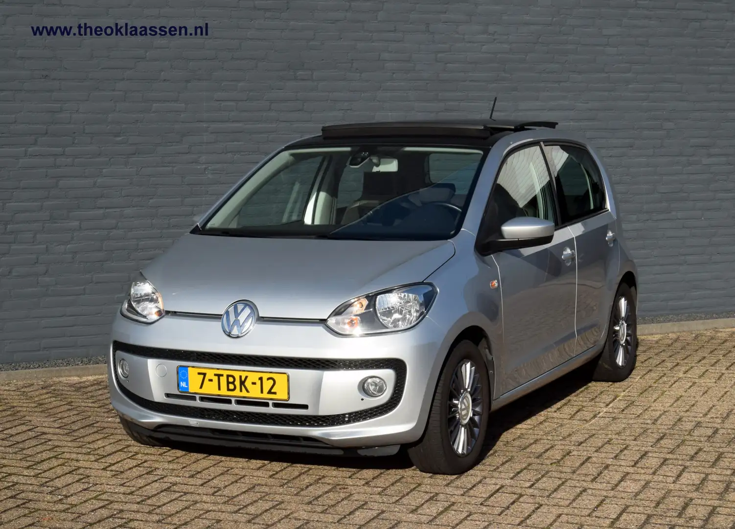 Volkswagen up! 1.0 high up! BlueMotion Panoramadak Cruise control Gris - 2