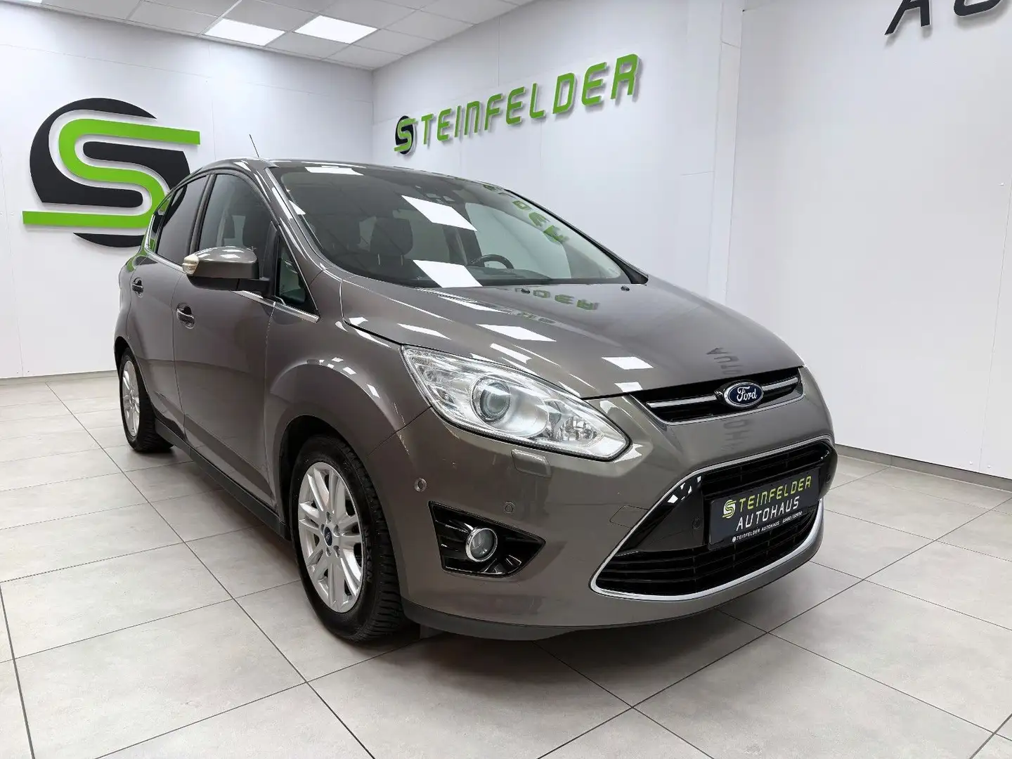 Ford C-Max C-MAX 2.0 TDCi Titanium / PANORAMA / RKAM / SHZ Braun - 1
