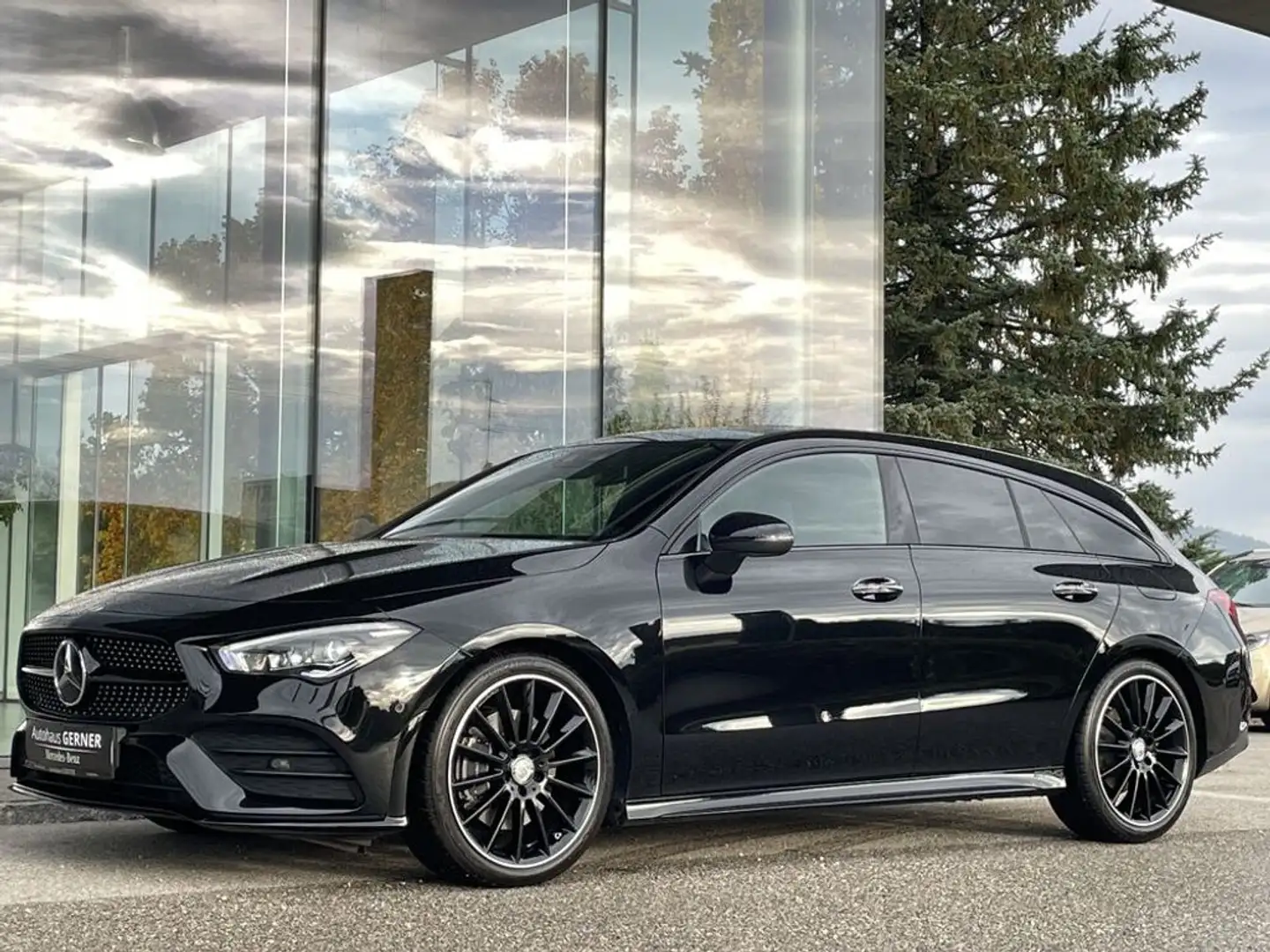 Mercedes-Benz CLA 220 d Noir - 1