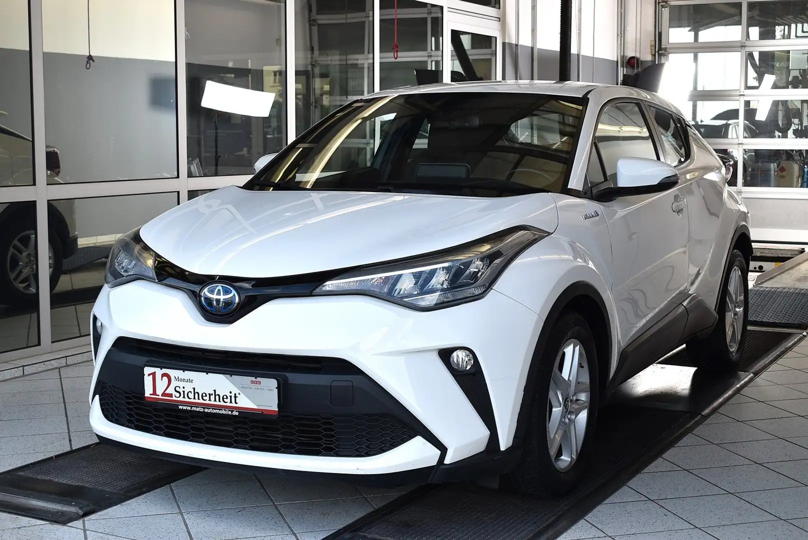 Toyota C-HR 1.8 Hybrid Flow Automatik*LED*PDC Weiß - 1