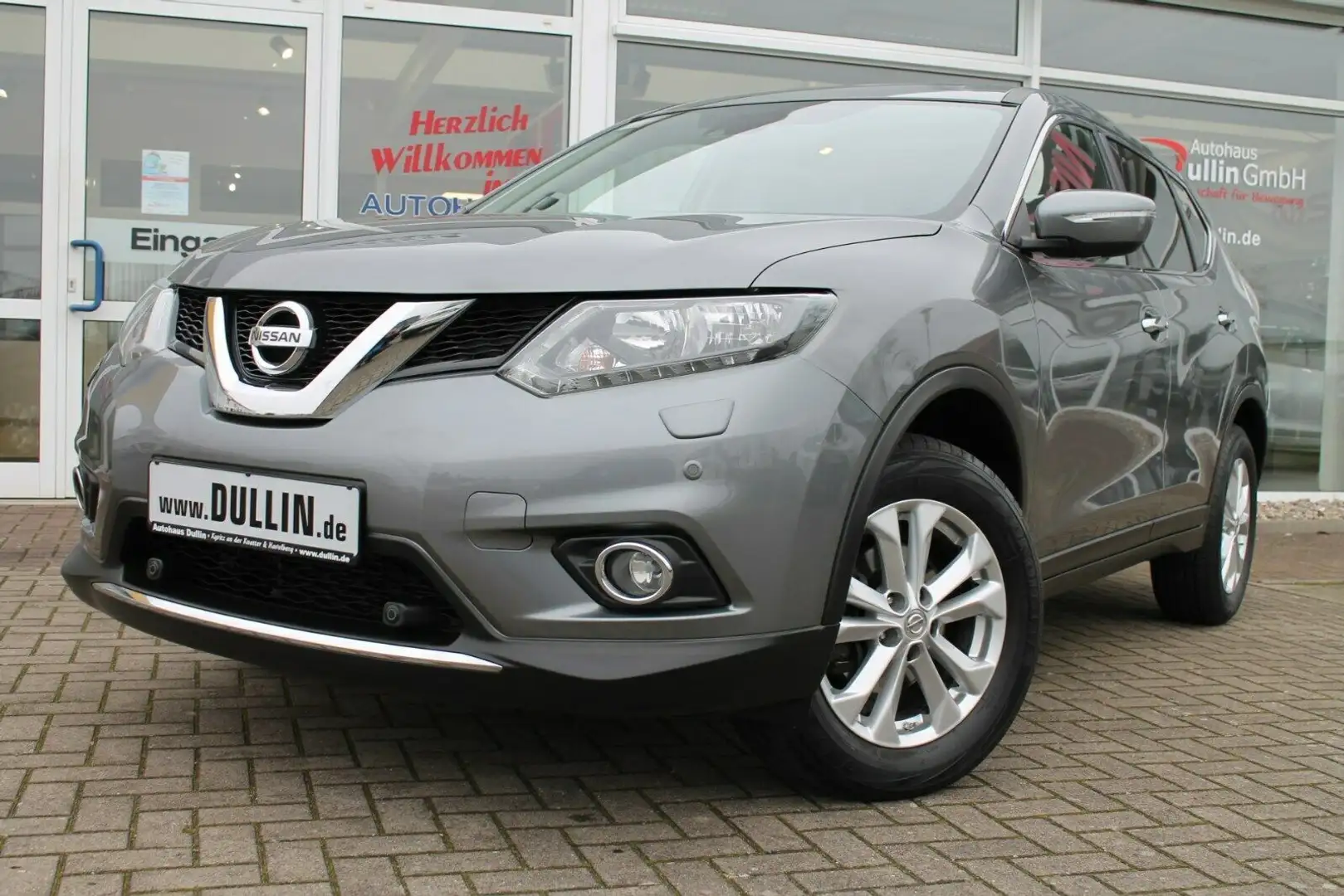 Nissan X-Trail 1,6 dCi 1.Hand+Schiebedach+Sitzheizung Grau - 1