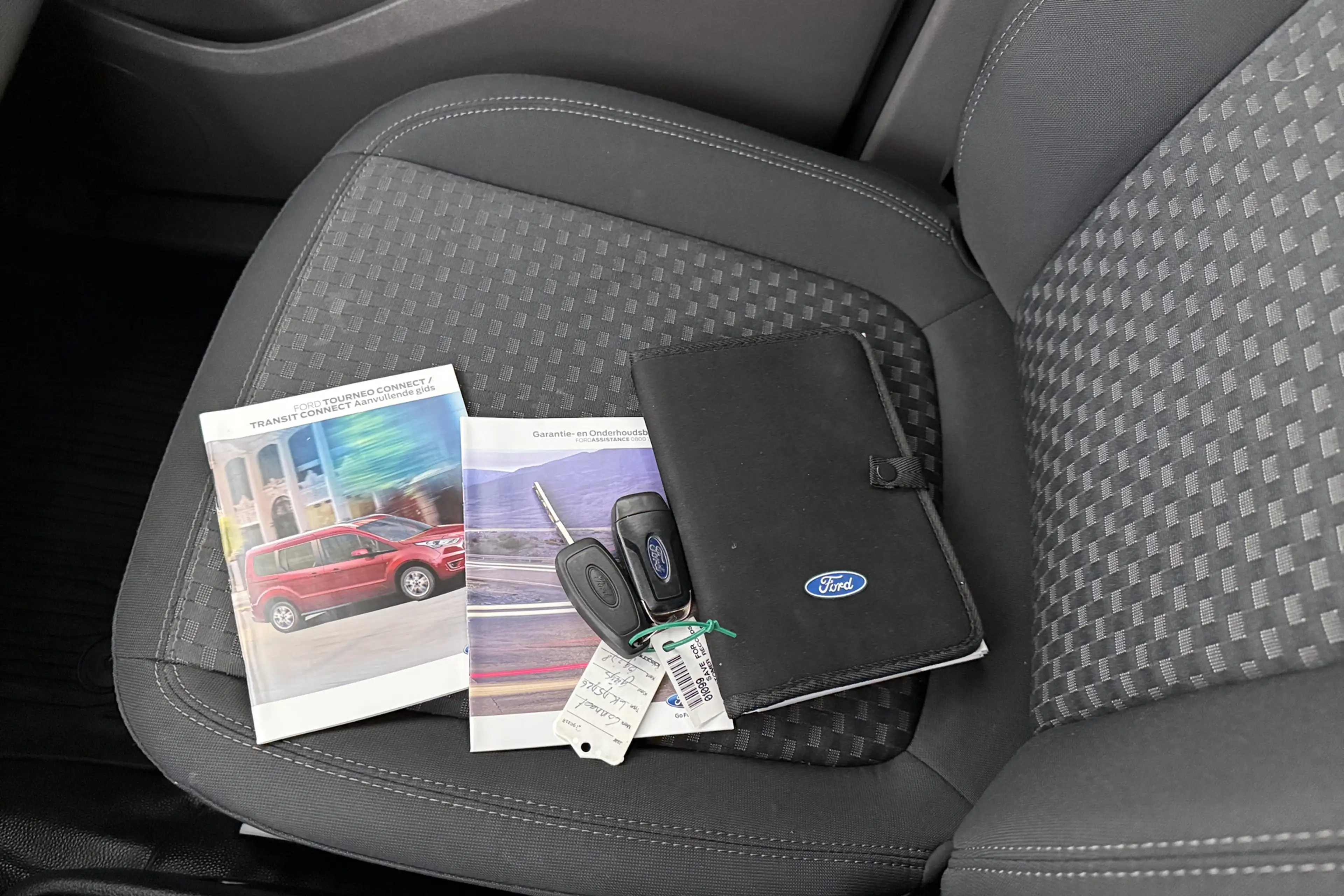 Ford Transit Connect 1.5 Aut. EcoBlue L1 Trend Camera Cruise Park.Sens — photo 19