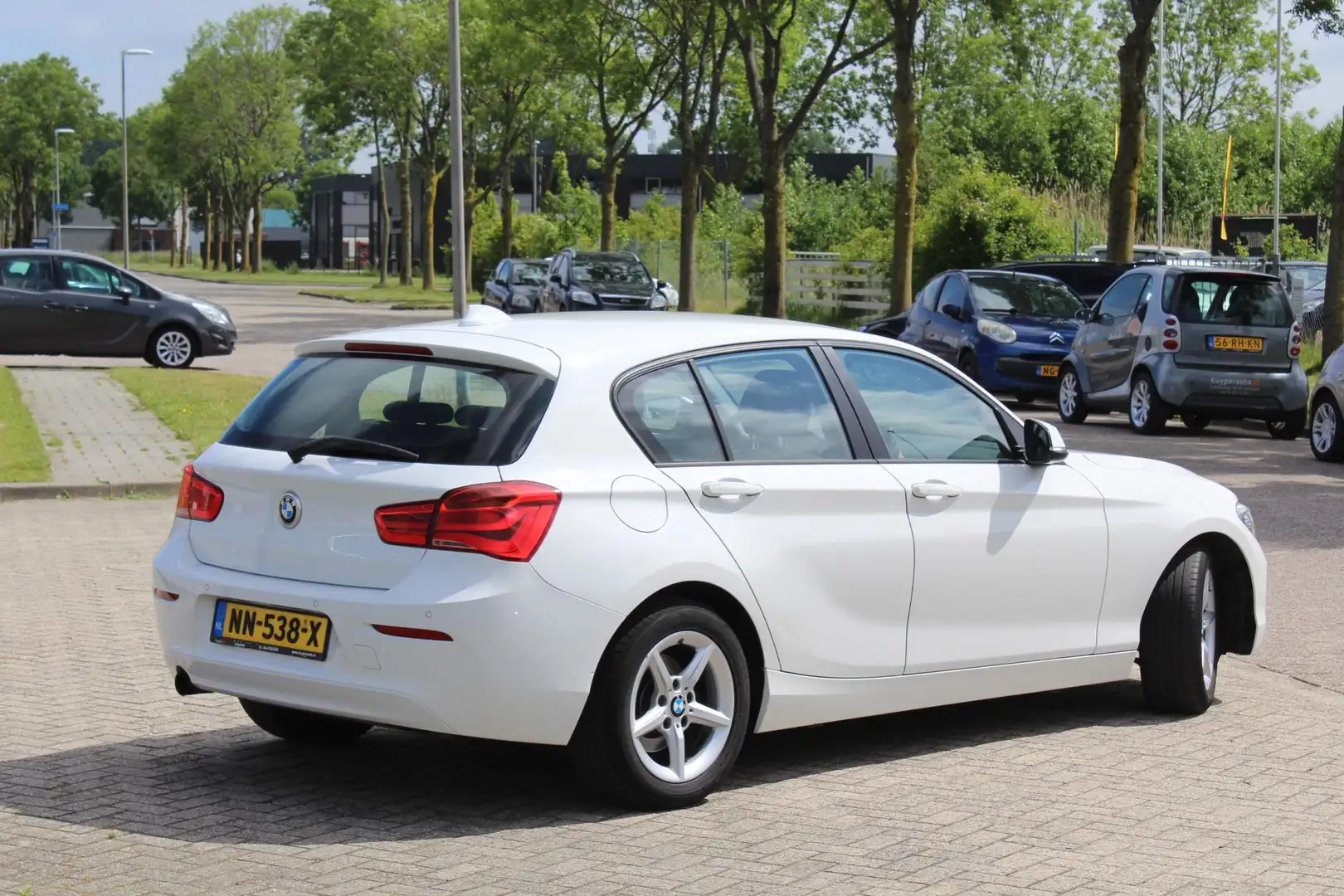 BMW 118 1-serie 118i Centennial Executive AUTOMAAT NAP MUL Weiß - 2