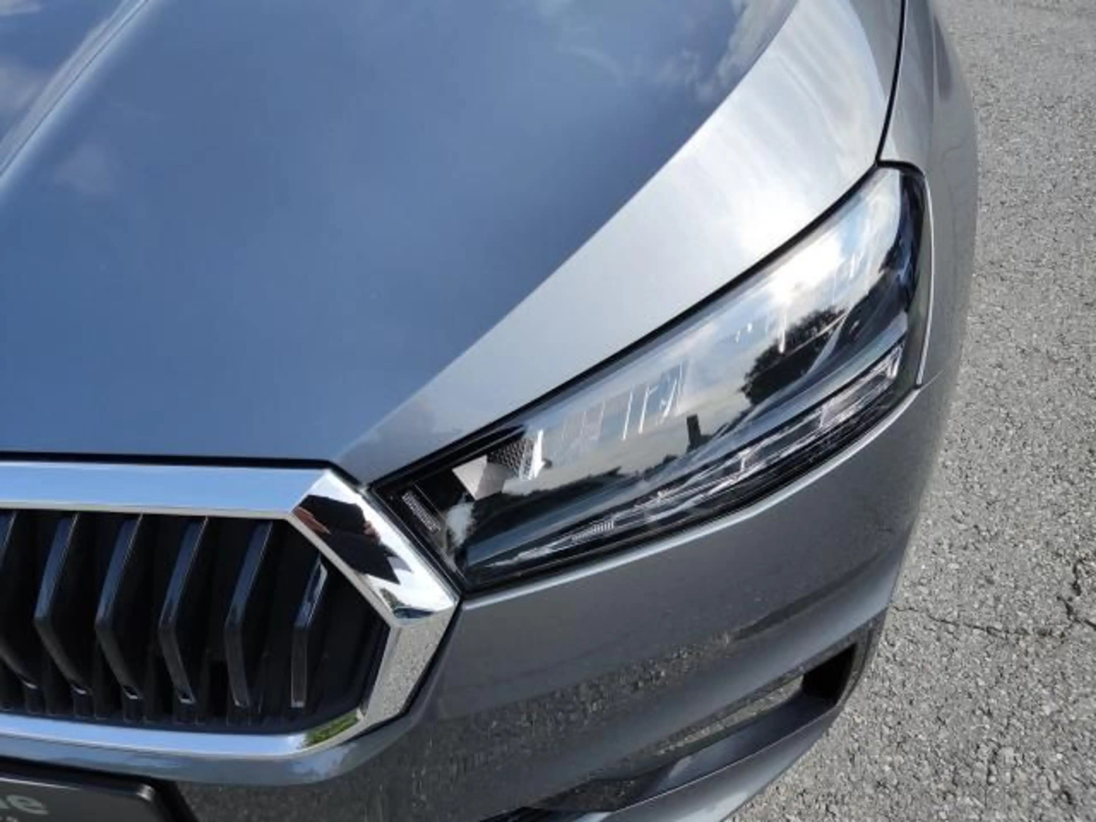 Skoda Fabia FABIA AMBITION 1.0 TSI EINPARKH. DAB+ FREISPR. — photo 11