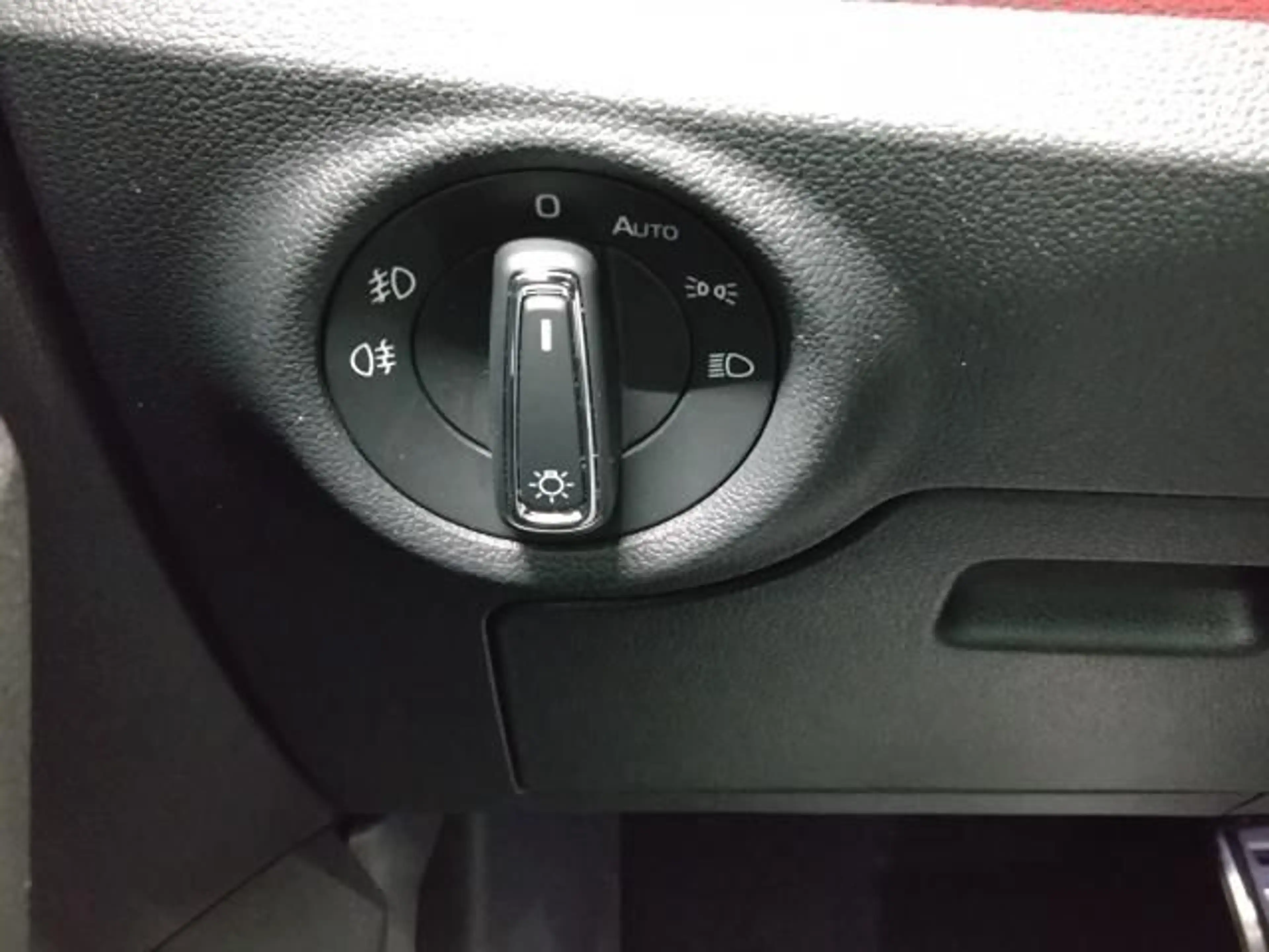 Skoda Fabia FABIA AMBITION 1.0 TSI EINPARKH. DAB+ FREISPR. — photo 15