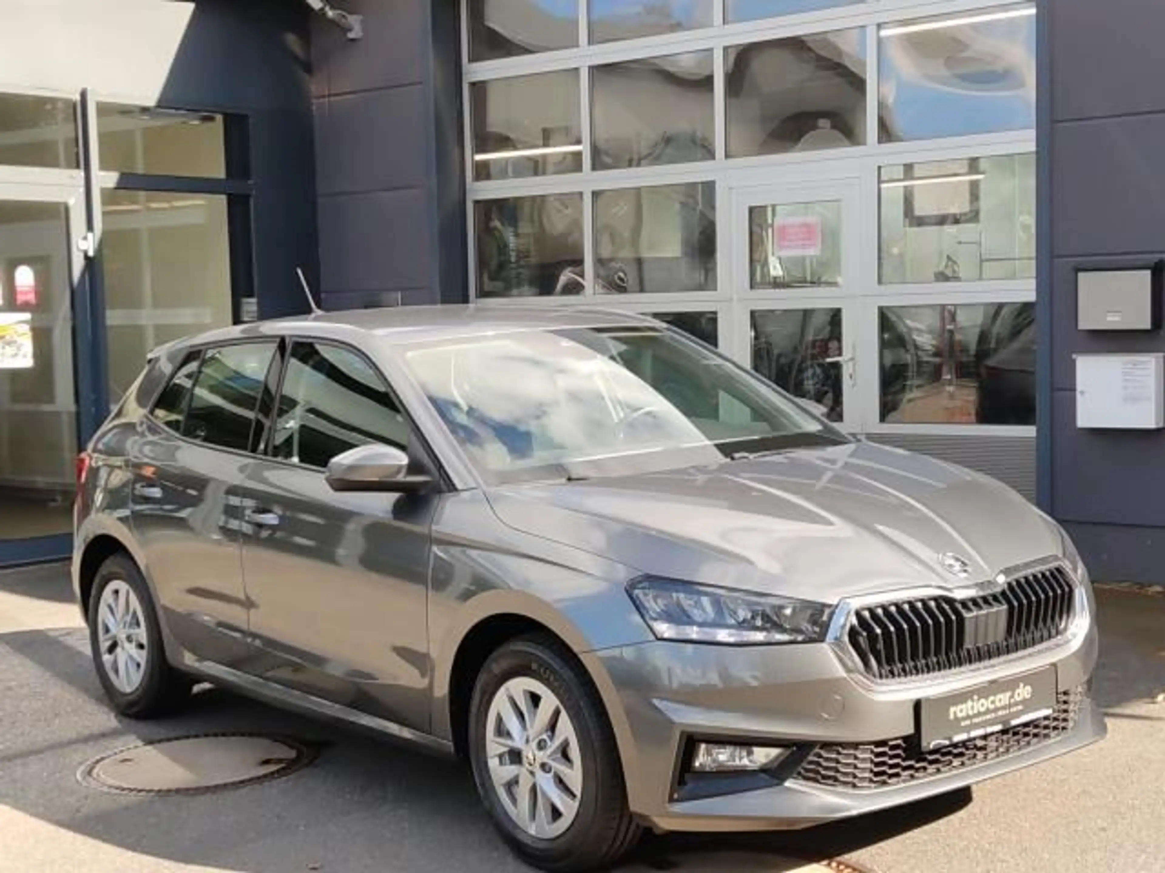 Skoda Fabia FABIA AMBITION 1.0 TSI EINPARKH. DAB+ FREISPR. — photo 9