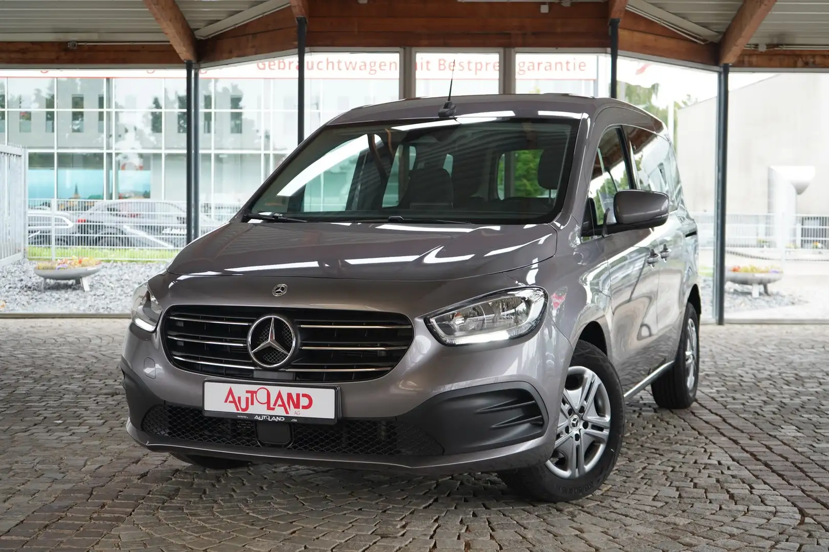 Mercedes-Benz T-Class T180 d Android Apple Klima Spurhalte DAB Limiter Grau - 2