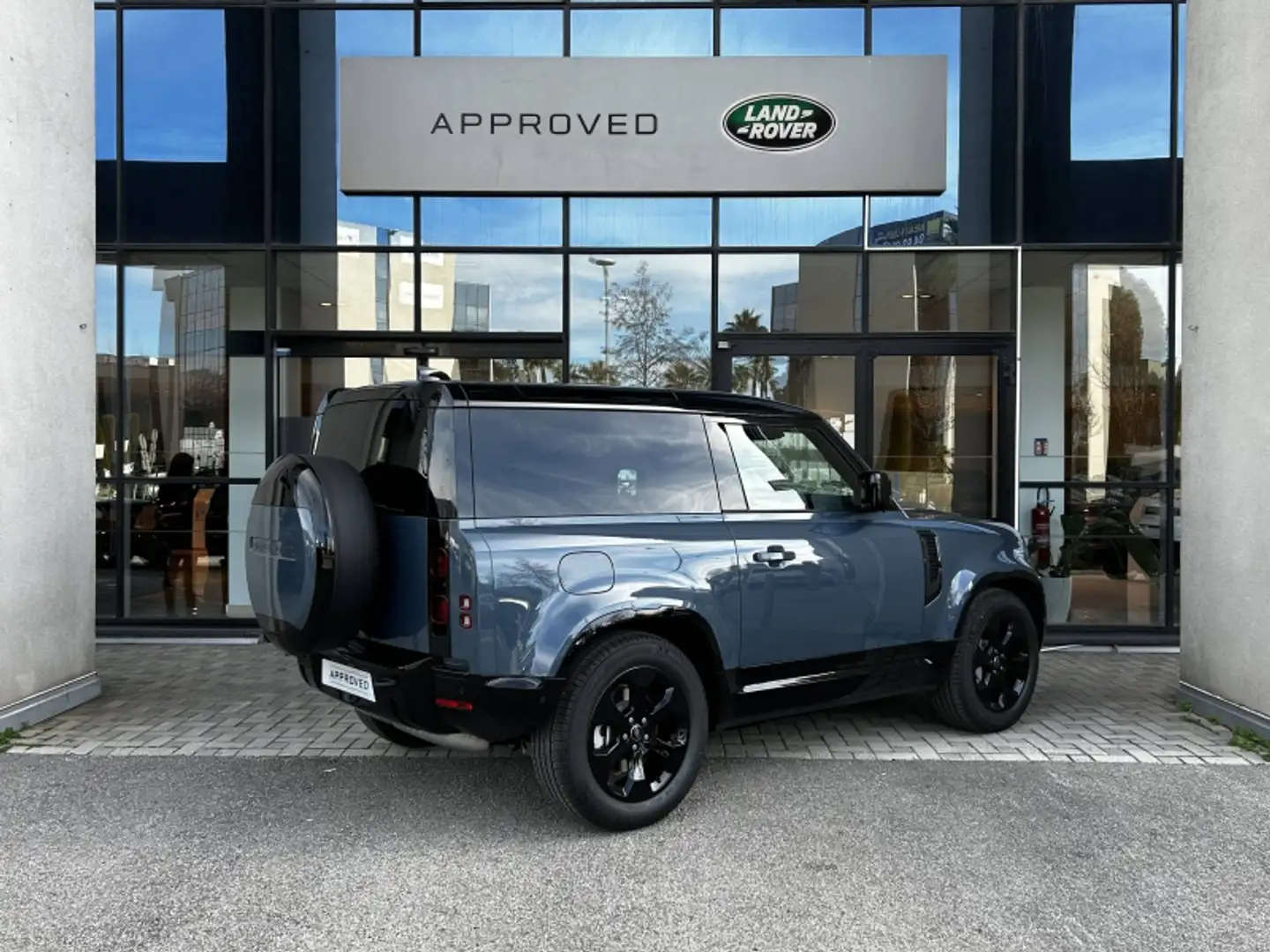 Land Rover Defender 90 3.0 D300 X-Dynamic SE Bleu - 2