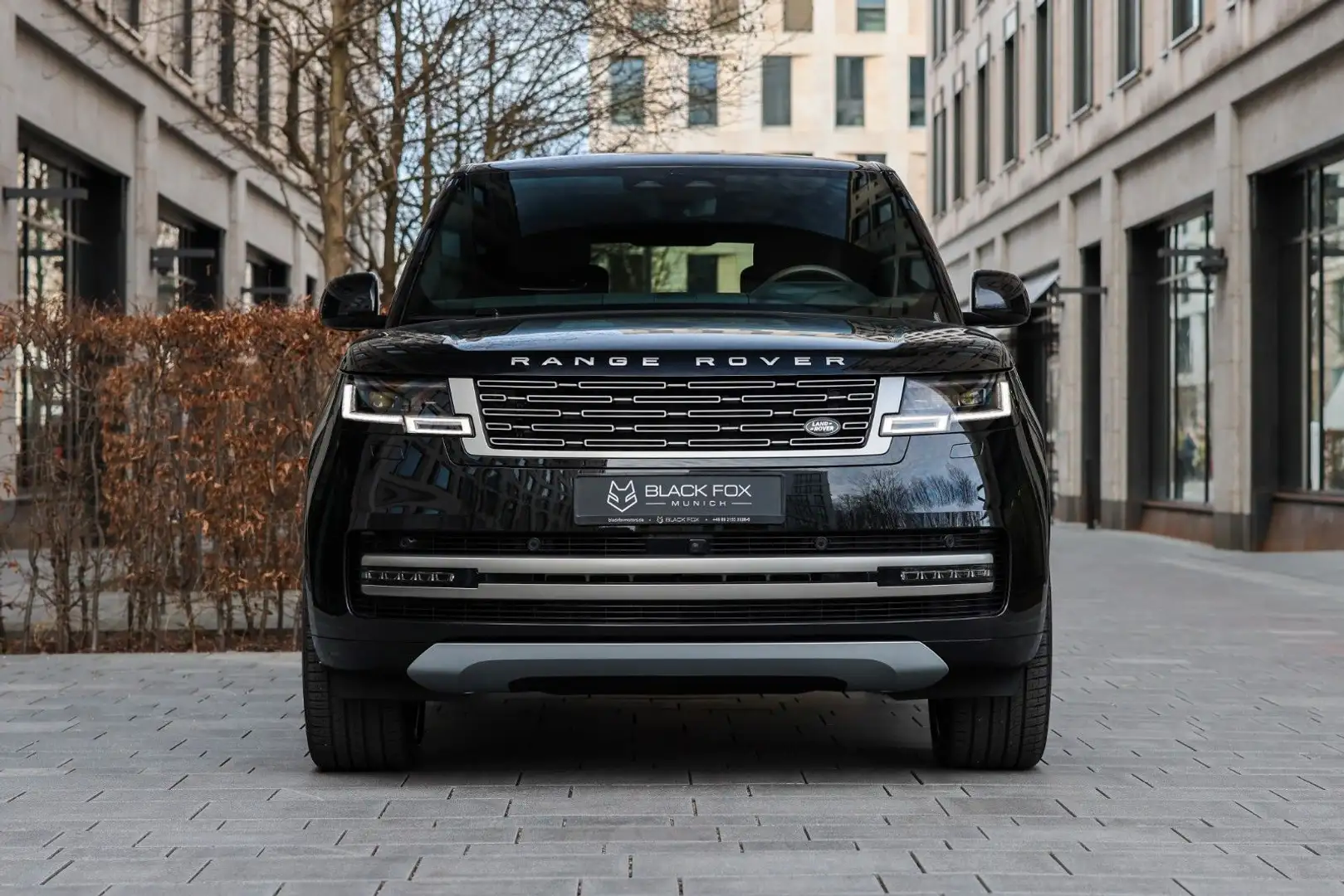 Land Rover Range Rover P530 Autobiography | FOND TV | 2024 Black - 2