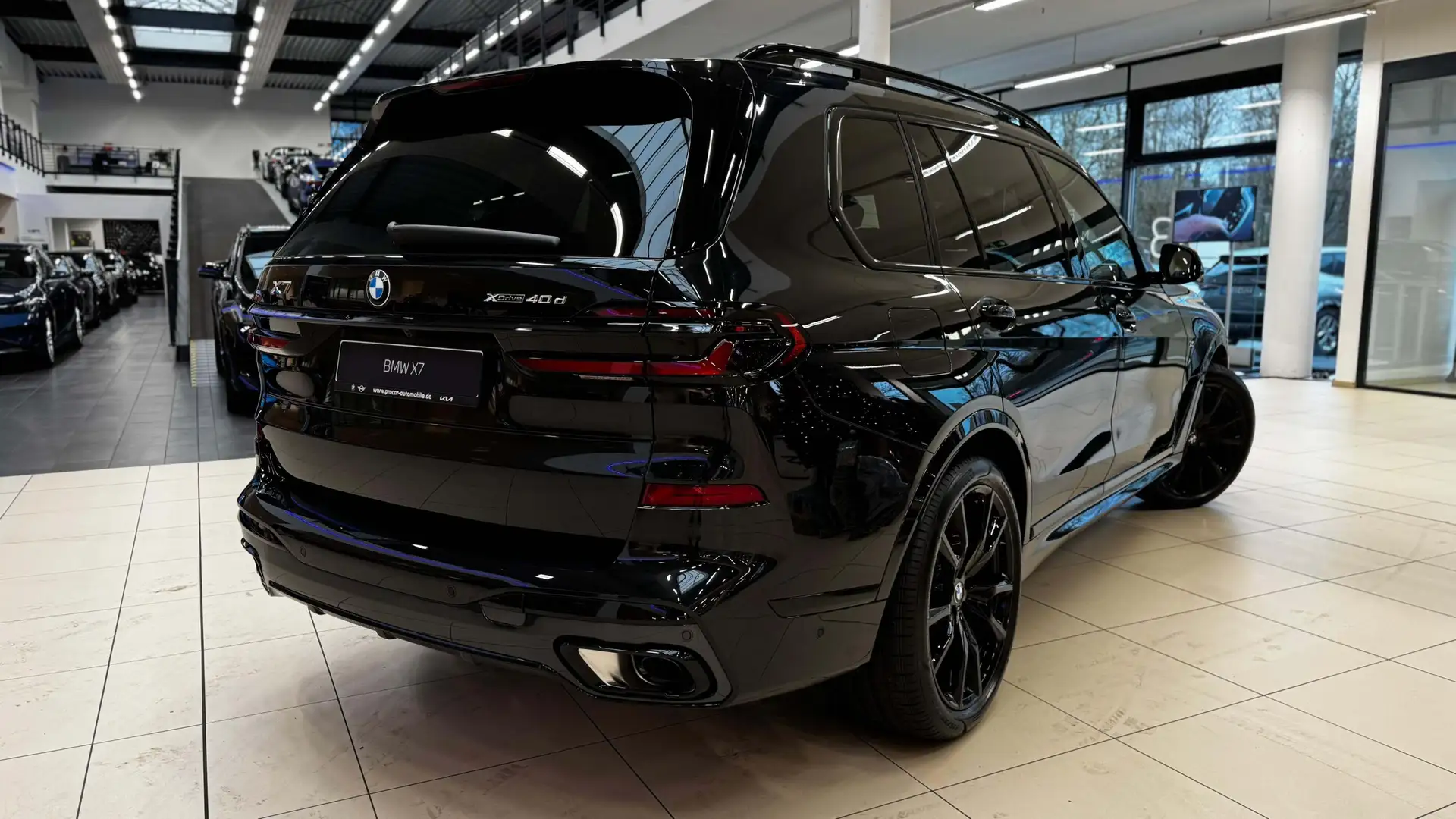 BMW X7 xDrive40d MSport+PANO+AHK+H/K+DA+PA Prof+uvm. Noir - 2