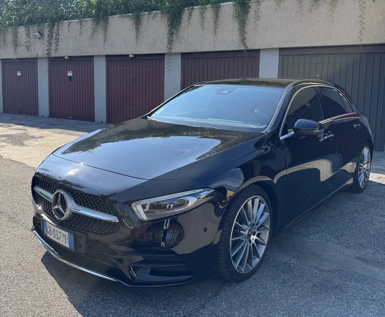 Mercedes-Benz A 250 Premium auto- Allestimento Amg Nero - 1