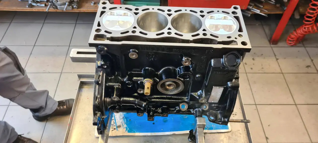 Renault Clio 3p 1.8 16v cat., foto 10