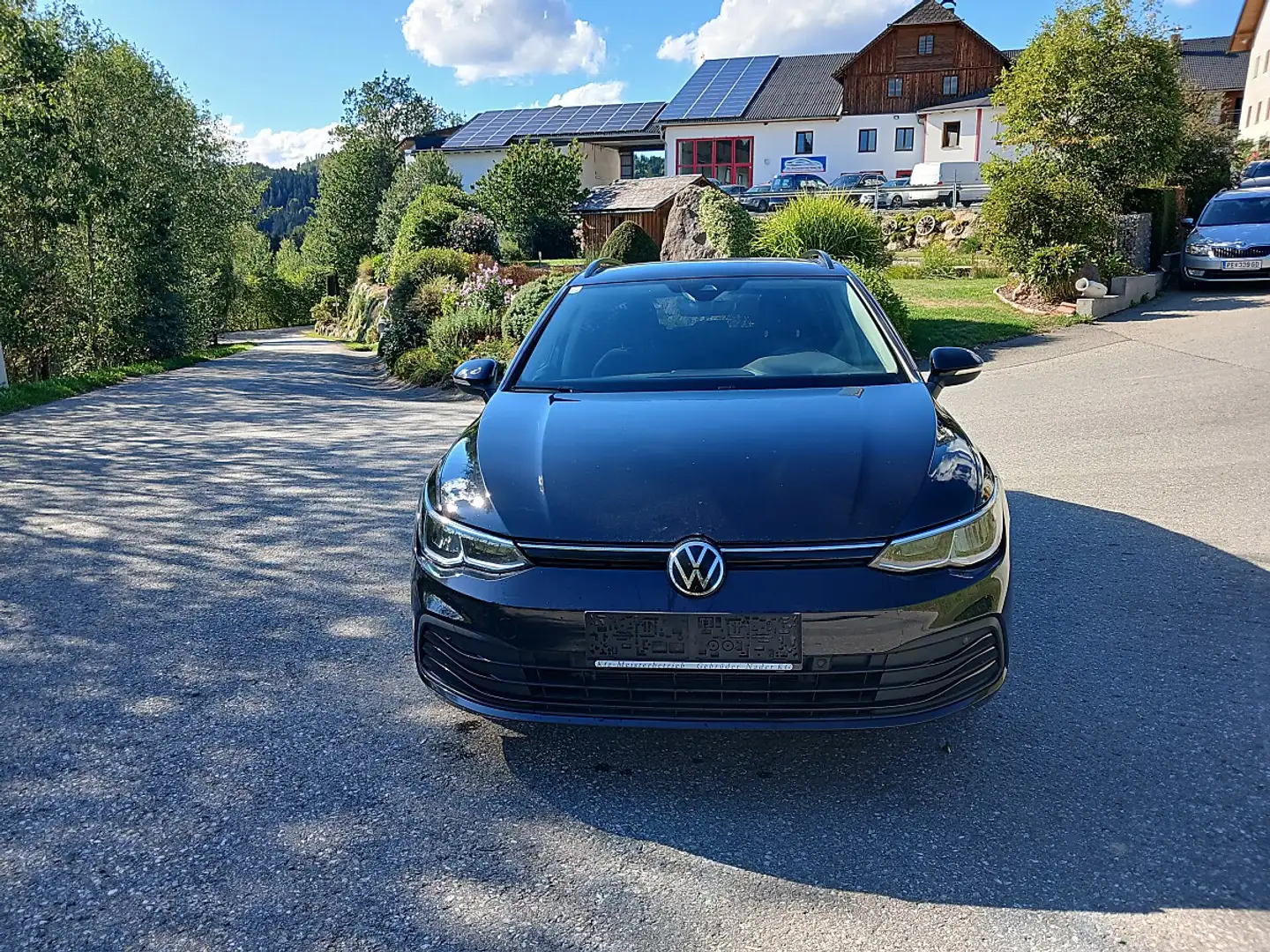 Volkswagen Golf Variant 2,0 TDI Life *1.BESITZ* LED* ACC* VIRTUALCOCKPI... Schwarz - 2