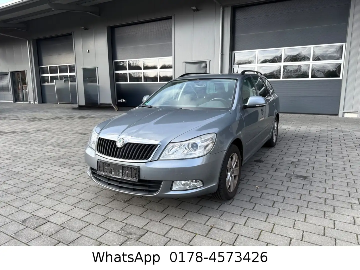 Skoda Octavia Combi Best of (1.Hand) Grau - 1