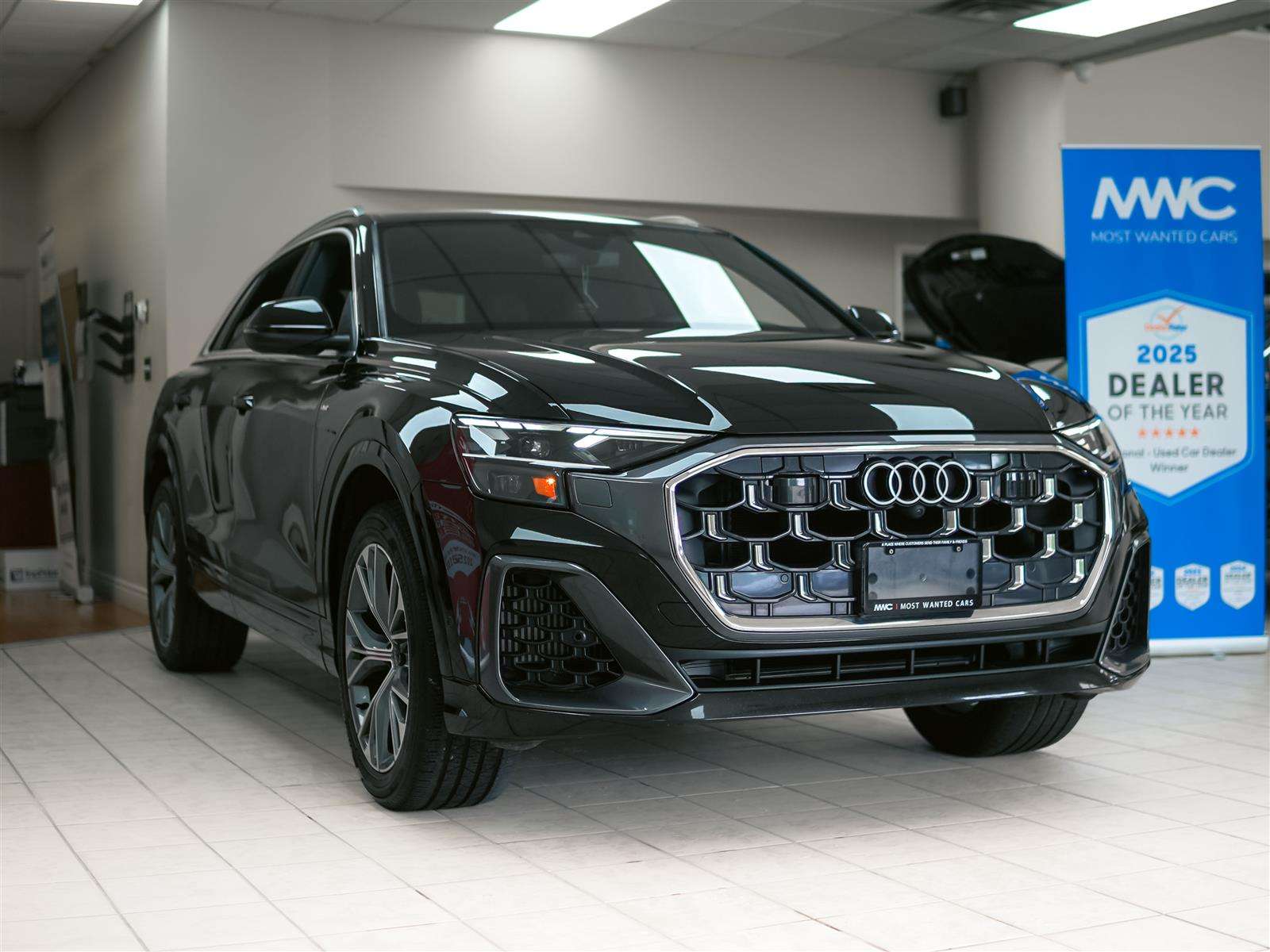 2025 Audi Q8