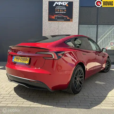 Tesla Model 3 HIGHLAND Standard Range