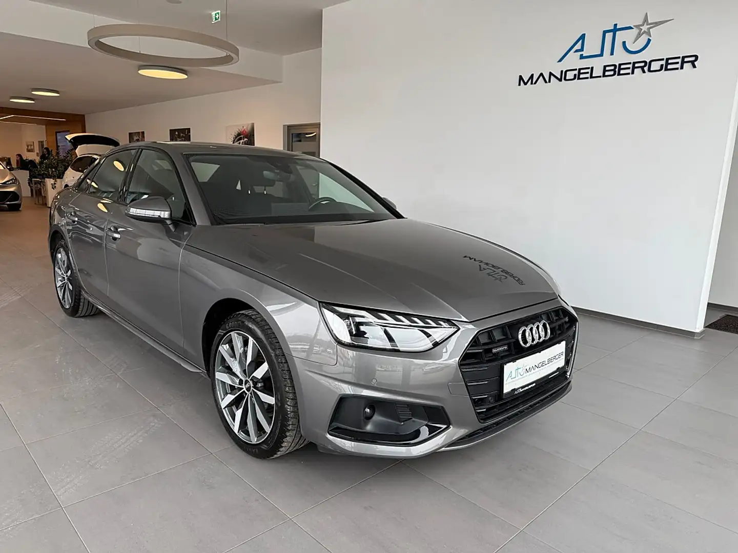 Audi A4 40 TDI quattro advanced S-tronic, LM-Felgen 8x1... Grau - 1