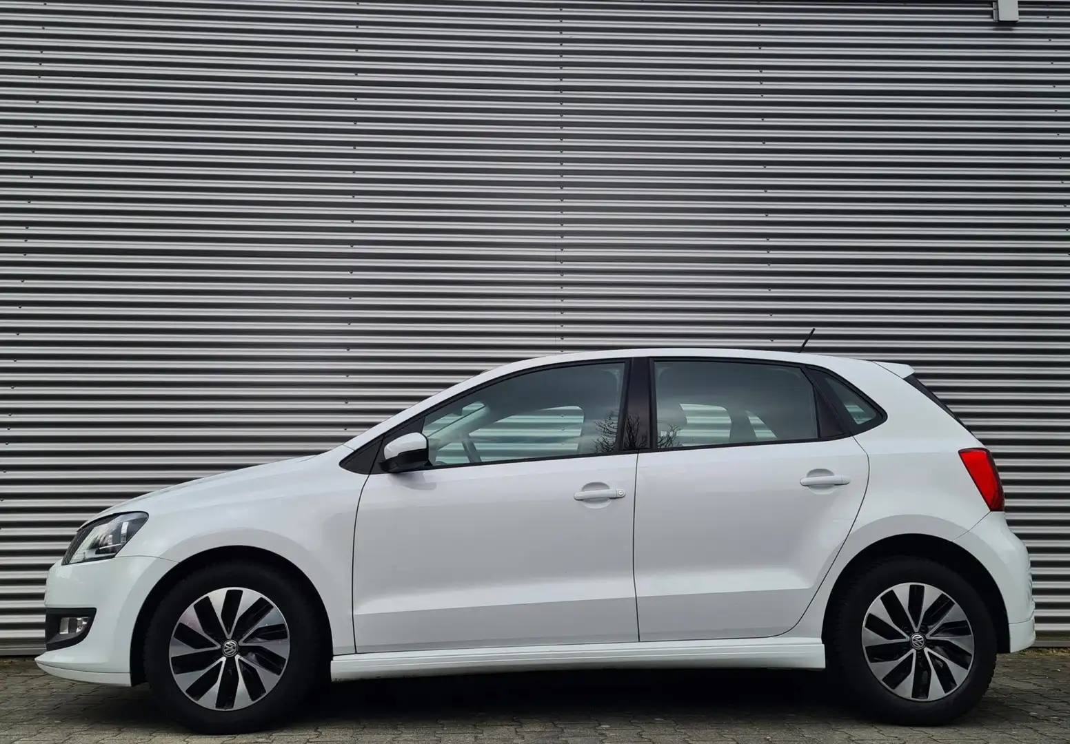 Volkswagen Polo 1.0 BlueMotion Edition 2017 Pure White 88dkm NAP!! Blanco - 2