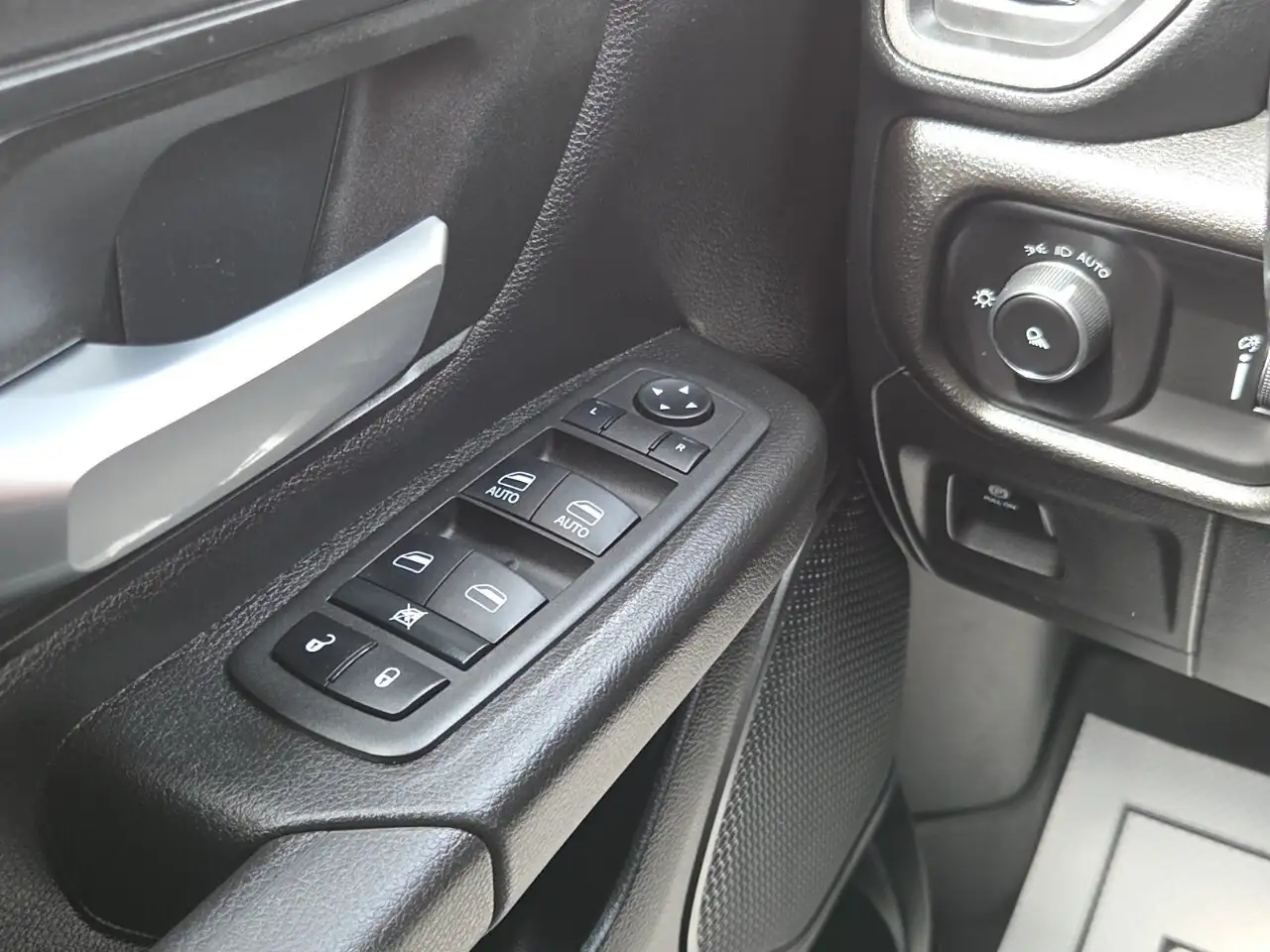 RAM 1500 photo RAM 1500