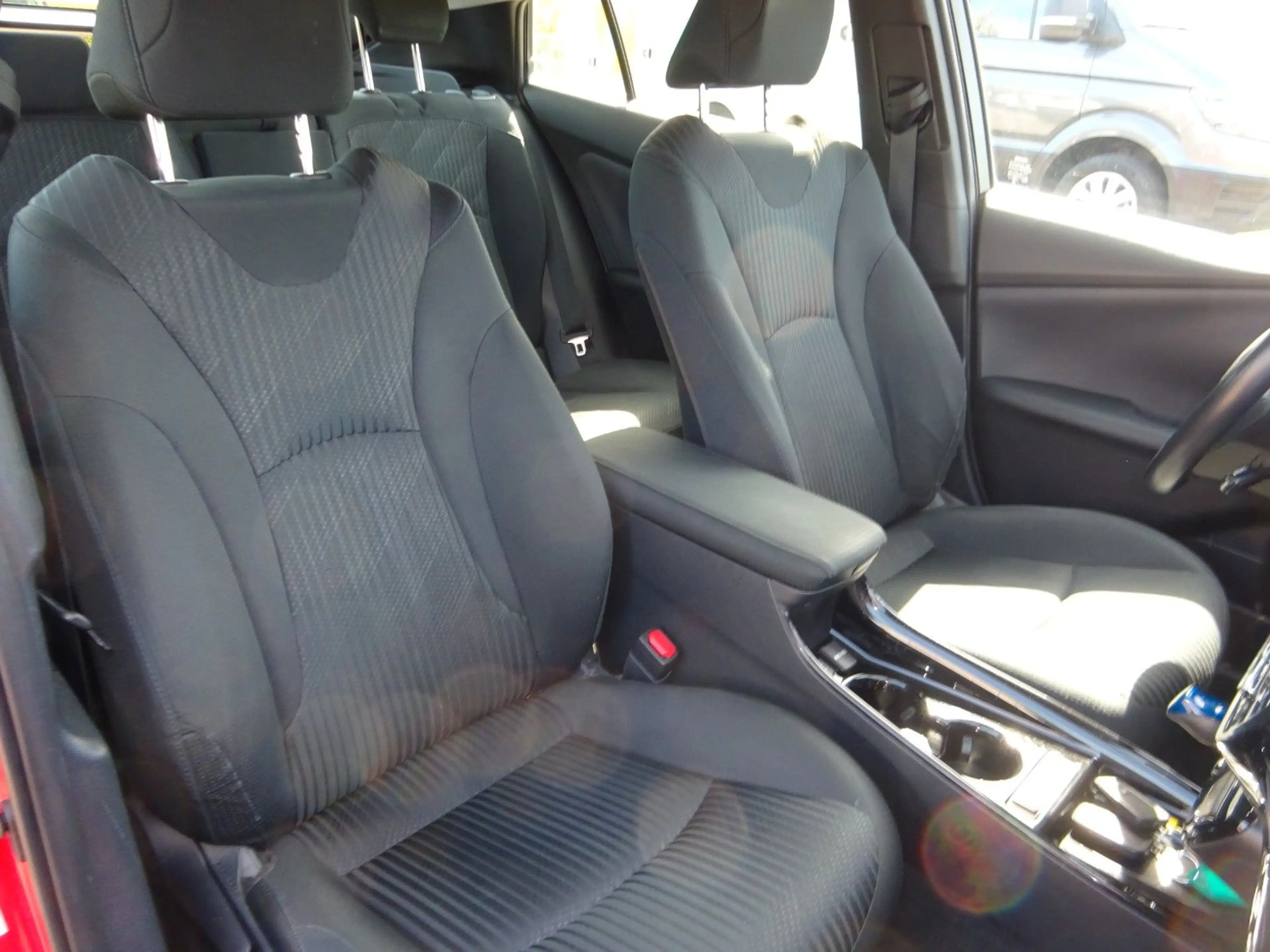 Toyota Prius 98PS Autm. Comfort Navi JBL Kamera — photo 11