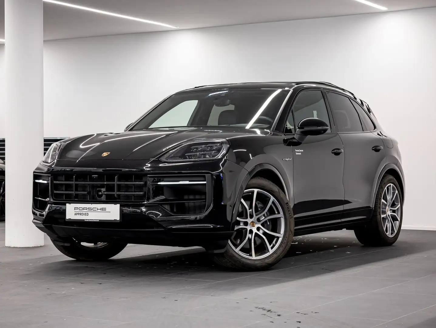 Porsche Cayenne E-Hybrid Schwarz - 1