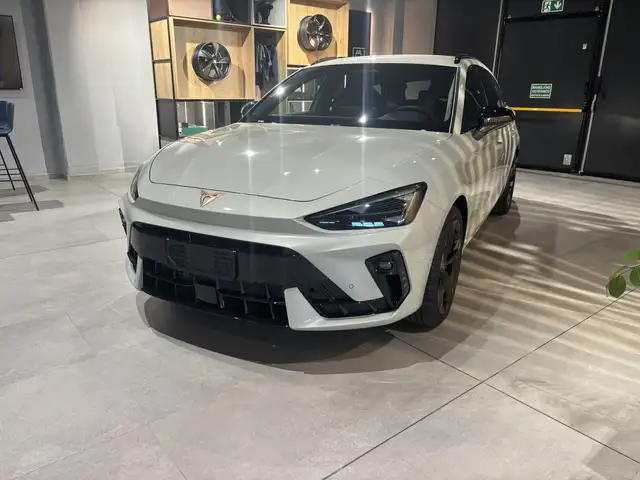 CUPRA Leon ST 1.5 e-Hybrid 204CV DSG Dynamic Edge Pack Nuova