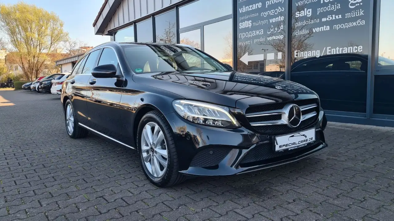 Mercedes-Benz C 220