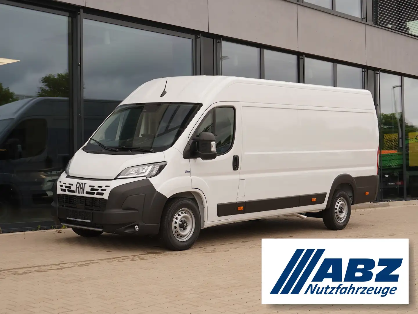 Fiat Ducato Maxi 35 L4H2 180 AT8 / Schwingsitz Weiß - 1