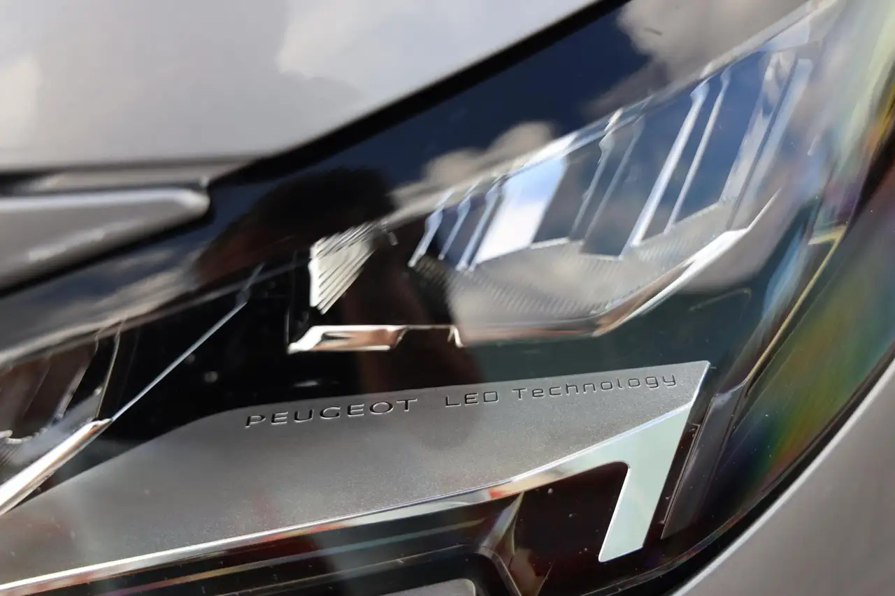 Peugeot 5008 1.2 PureTech Allure 7 Persoons Facelift Full, миниатюра 7