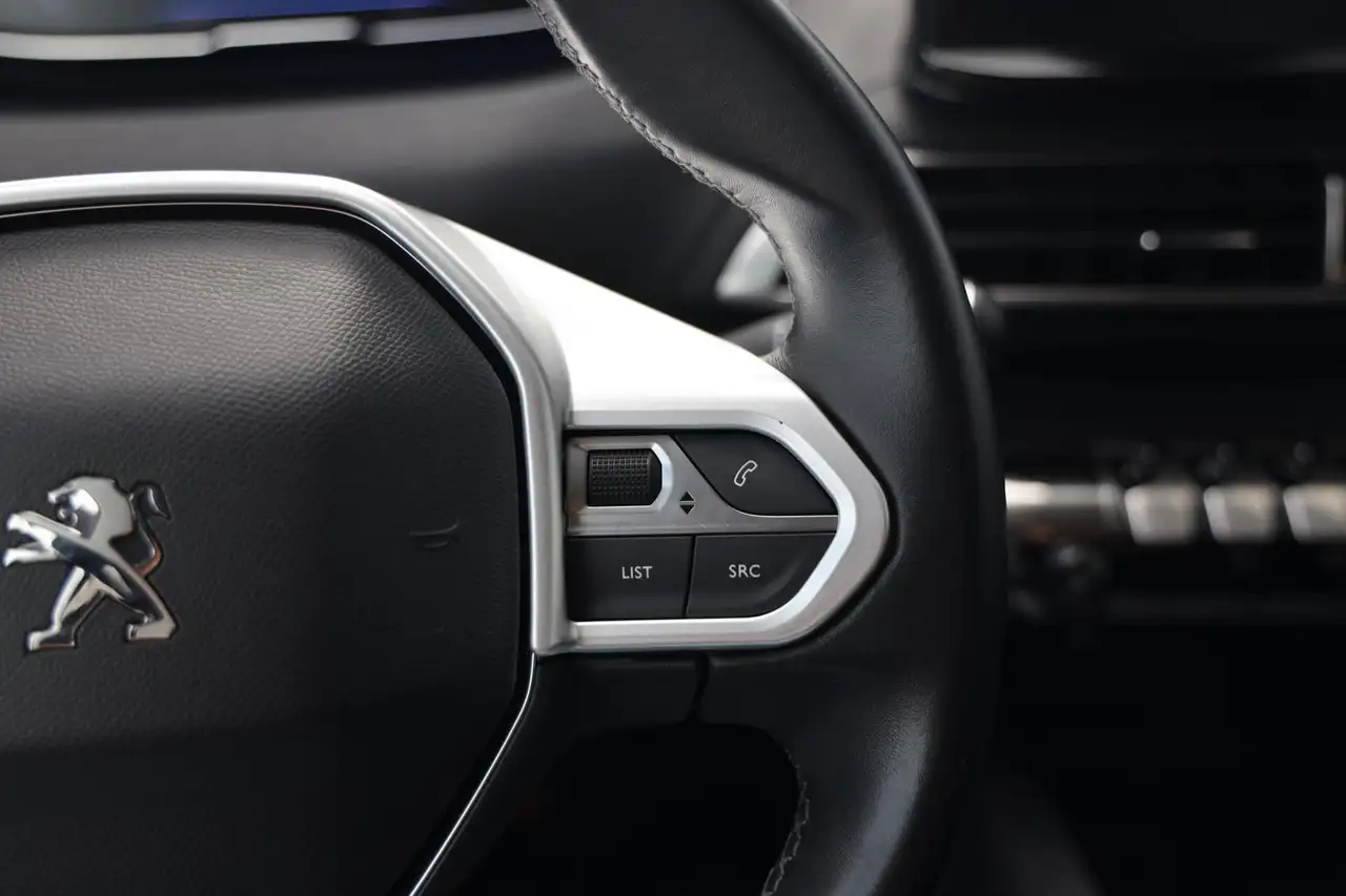 Peugeot 5008 1.2 PureTech Allure 7 Persoons Facelift Full, миниатюра 18
