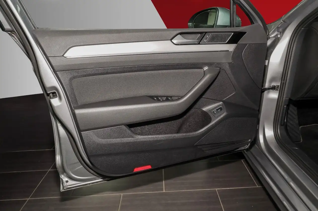 Volkswagen Passat *R LINE SPORT*SORGLOS-PAKET*TOP*, миниатюра 9