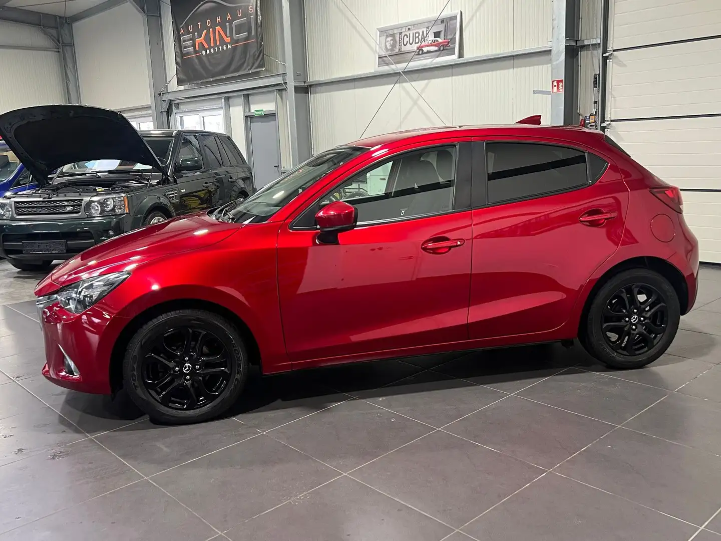 Mazda 2 1.5 Lim. **Navi*Kamera*Spur*Temp** Rood - 2