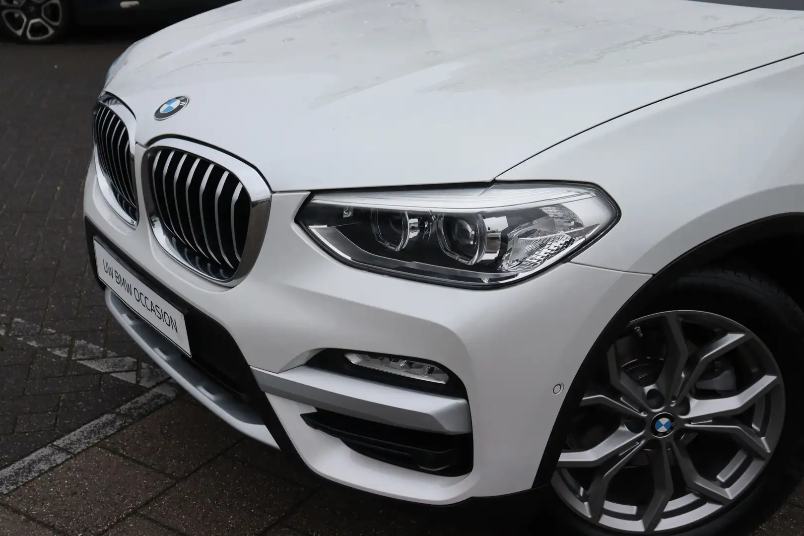 BMW X3 xDrive20i High Executive xLine Automaat / Panorama Wit - 2