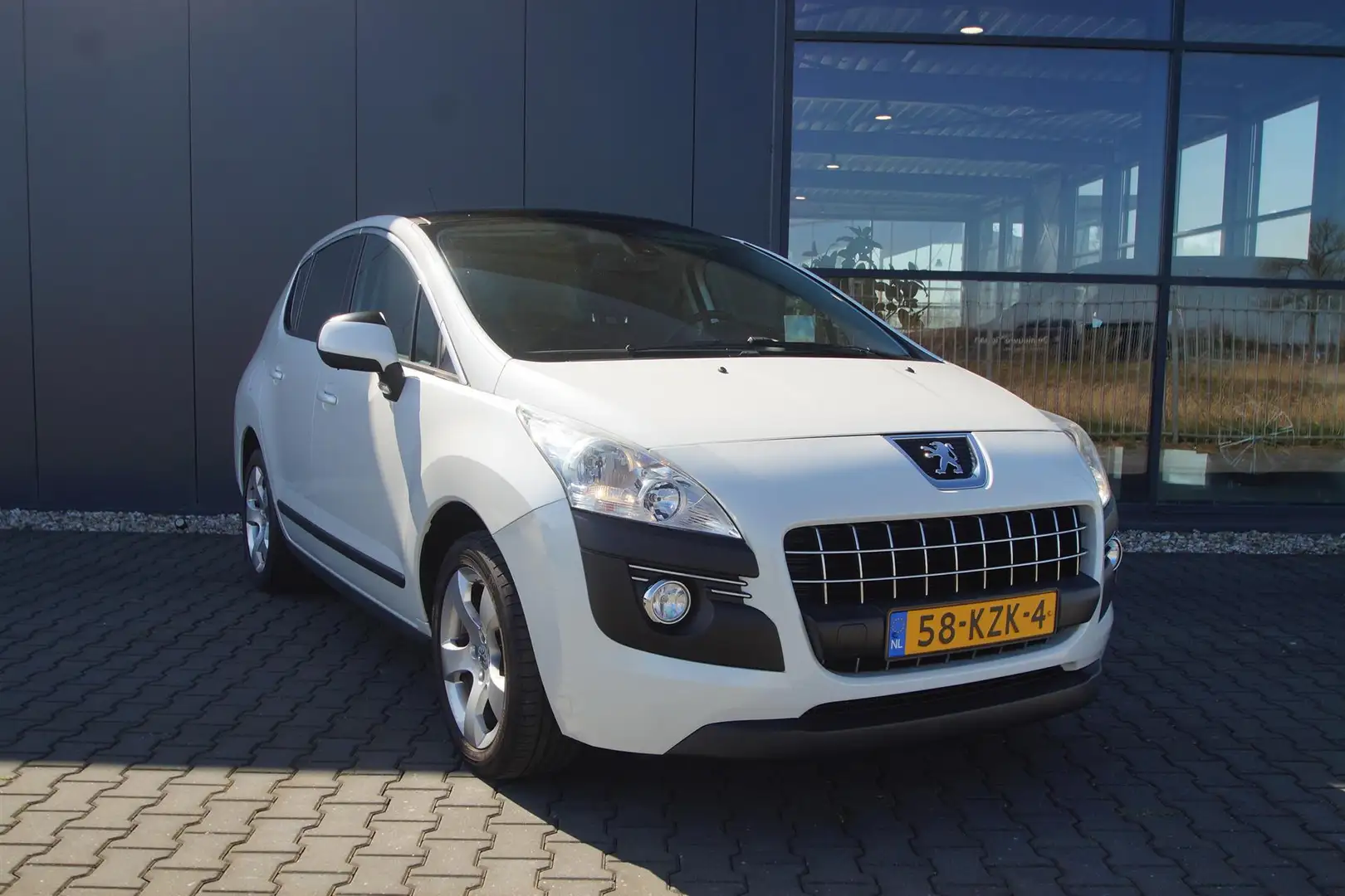 Peugeot 3008 Première | Head-Up Display | Trekhaak | cruise con Blanc - 1