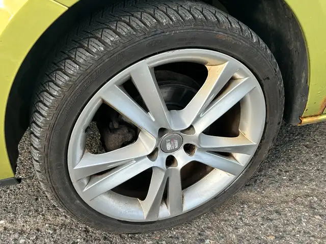 Seat Ibiza view 9