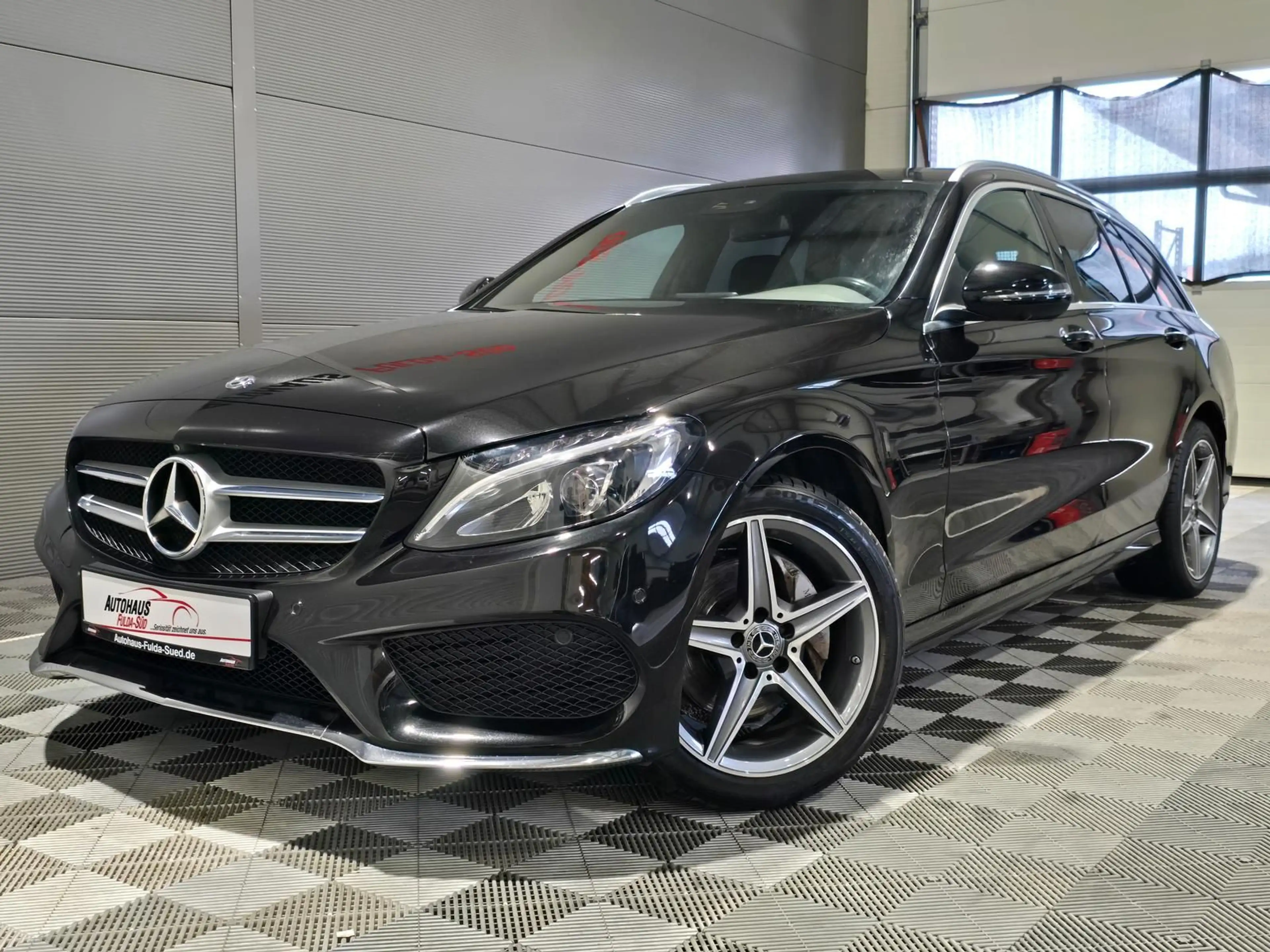 Mercedes-Benz C 180 C180 AMG-Line°Stdhzg°360°LED°Navi°Shzg°BT°FSE°SH — photo 5
