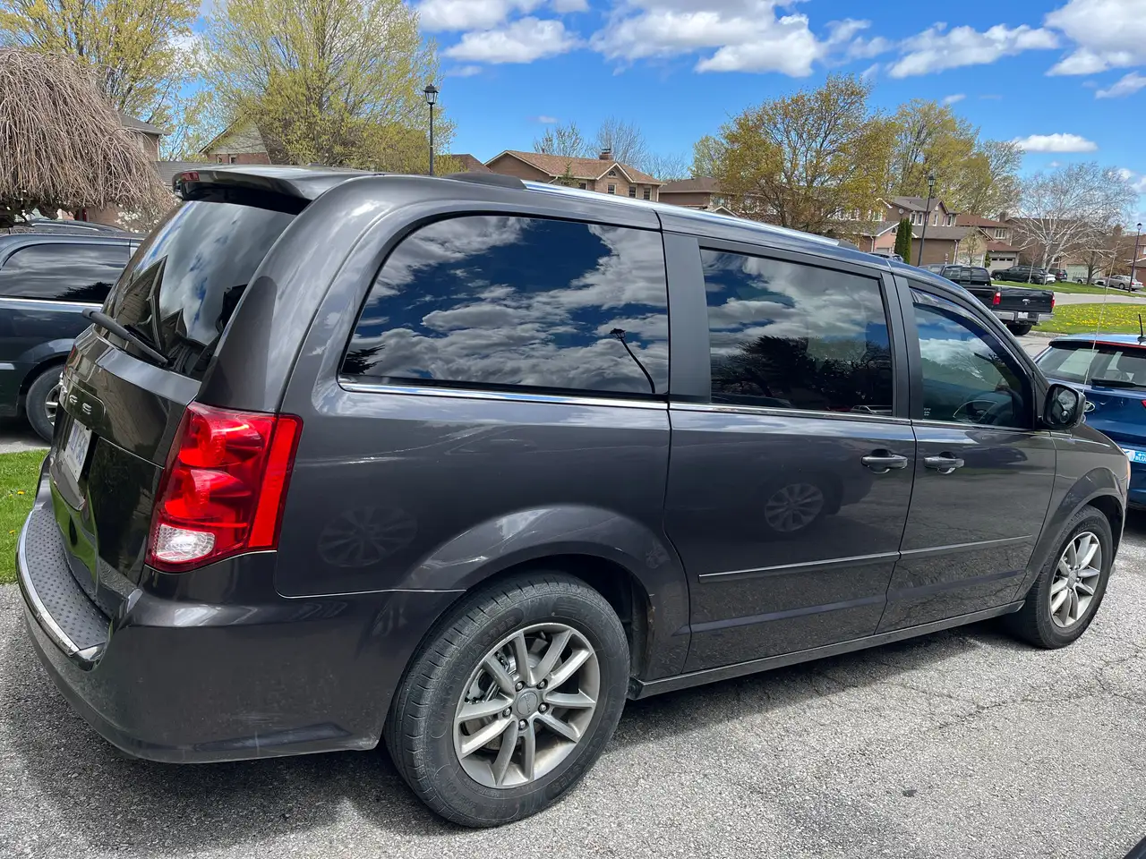 Dodge Caravan photo Dodge Caravan