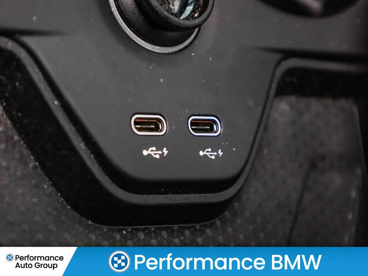 BMW iX снимка BMW iX