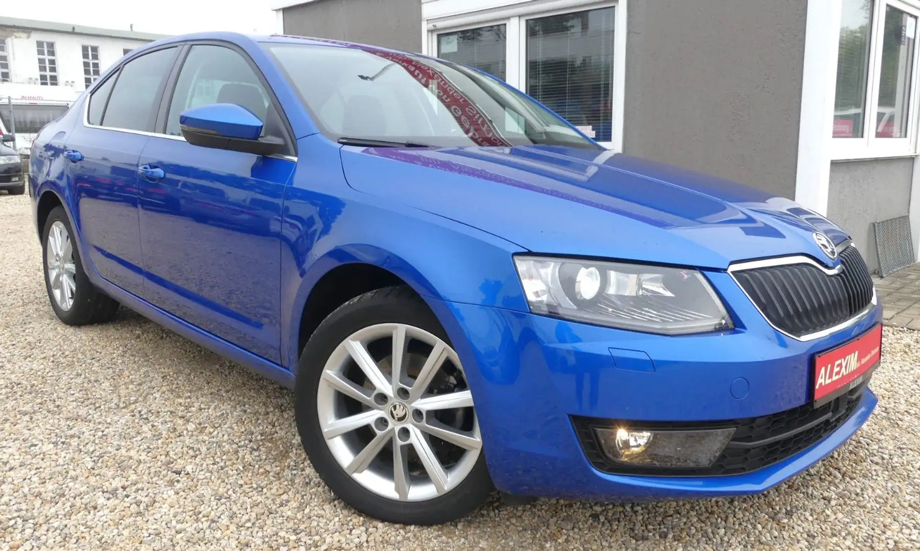 Skoda Octavia 2.0 TDI Lim./Navi/Xenon/CarPlay/Teilled. Blau - 2