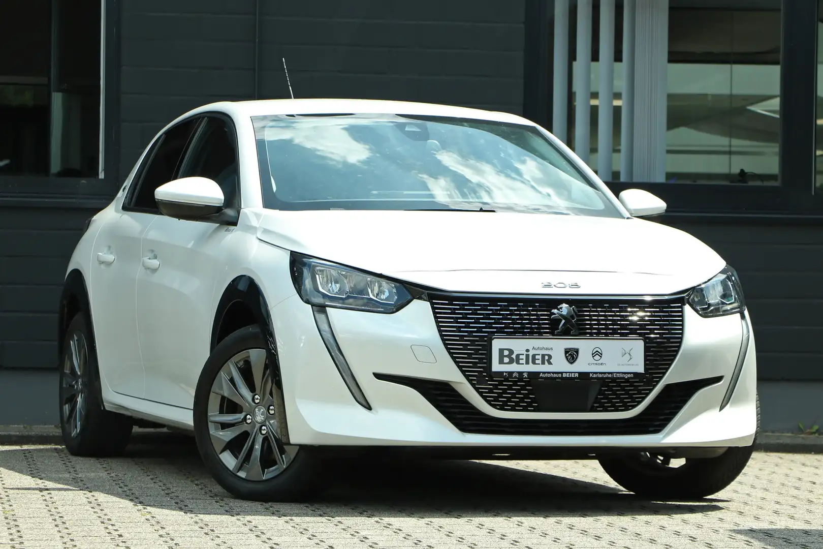 Peugeot e-208 Allure Pack Blanc - 2